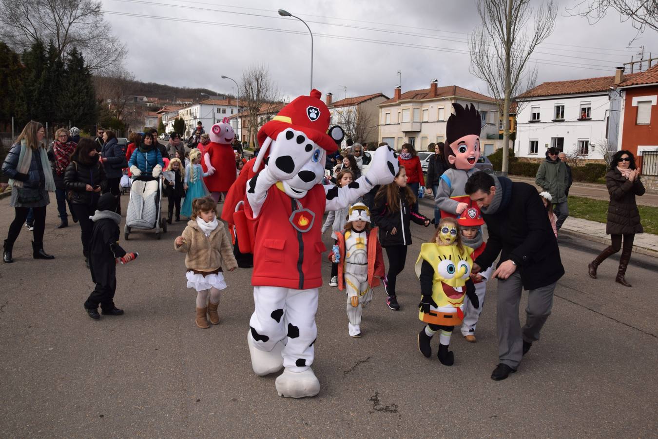 La Patrulla Canina visita el Carnaval de Guardo (Palencia)