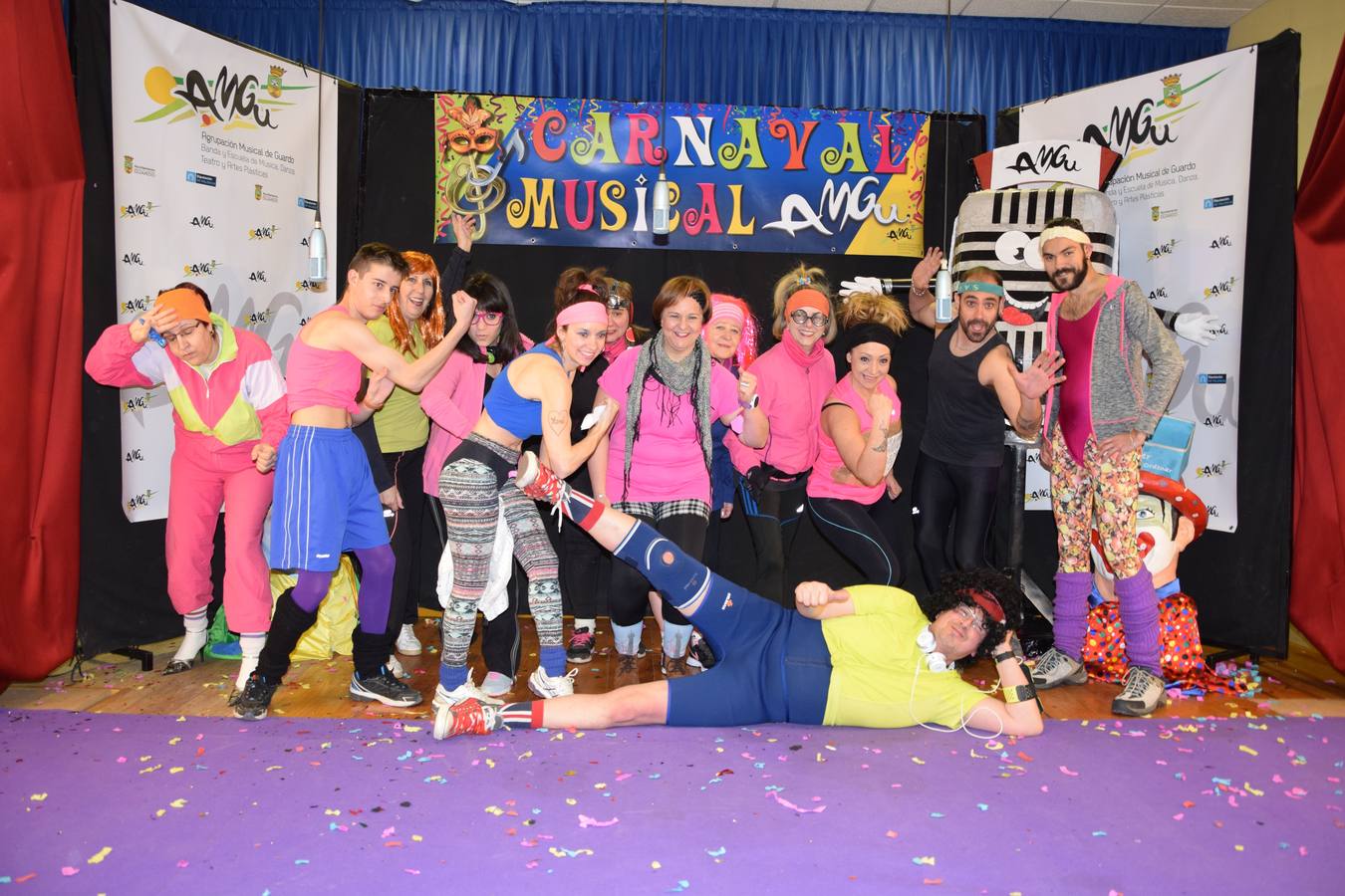 Concurso de chirigotas en los carnavales de Guardo (Palencia)