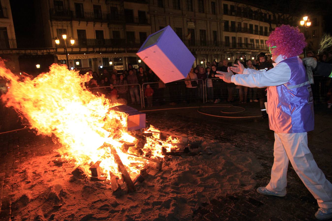 El entierro de la sardina despide el Carnaval de Segovia