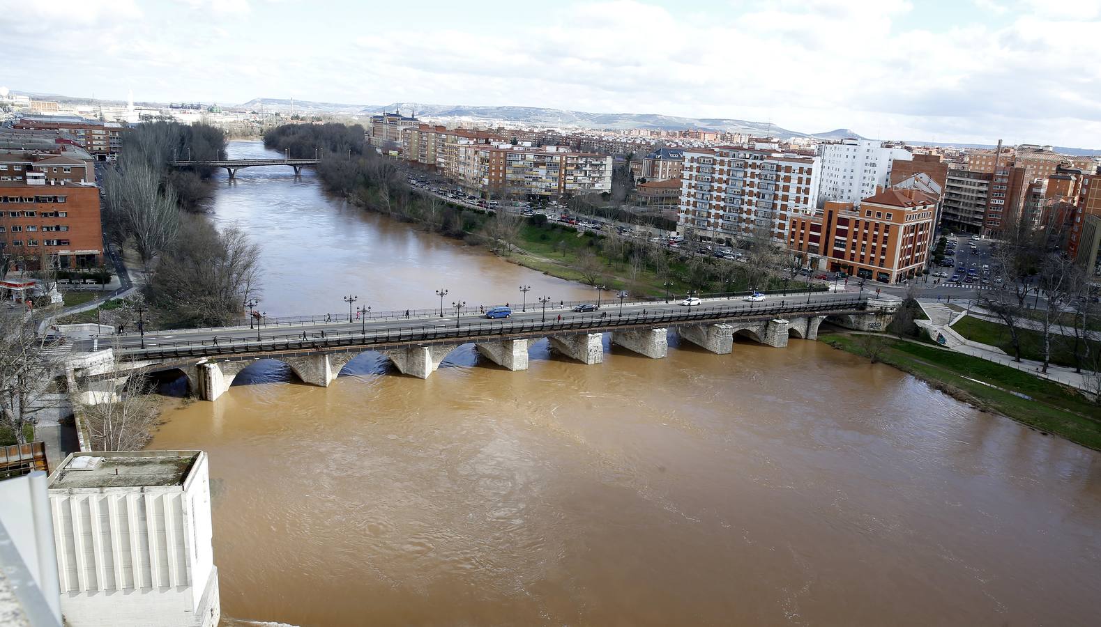 El Pisuerga a su paso por Valladolid.