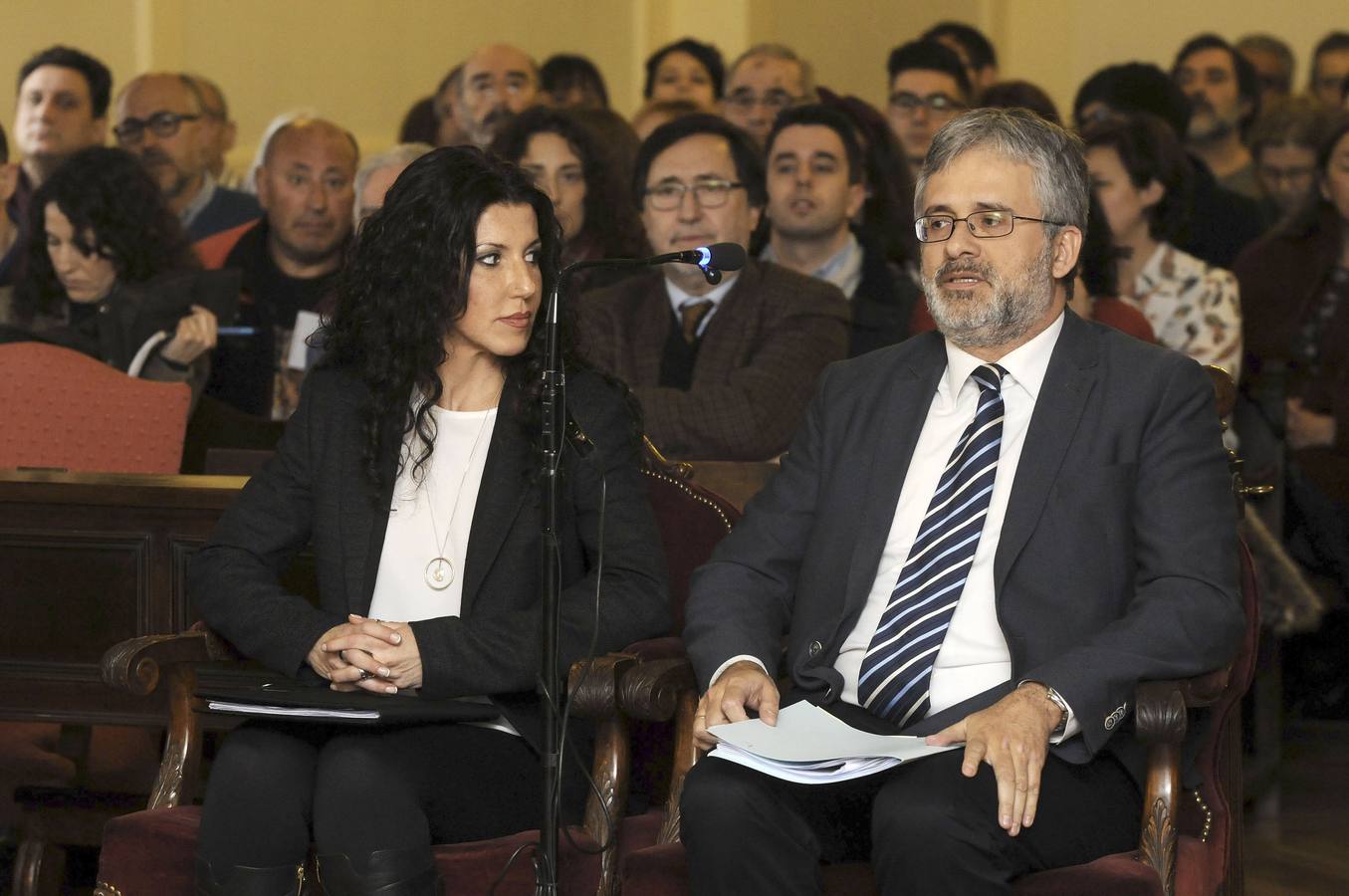 Los policías de la Unidad Central de Inteligencia Criminal.