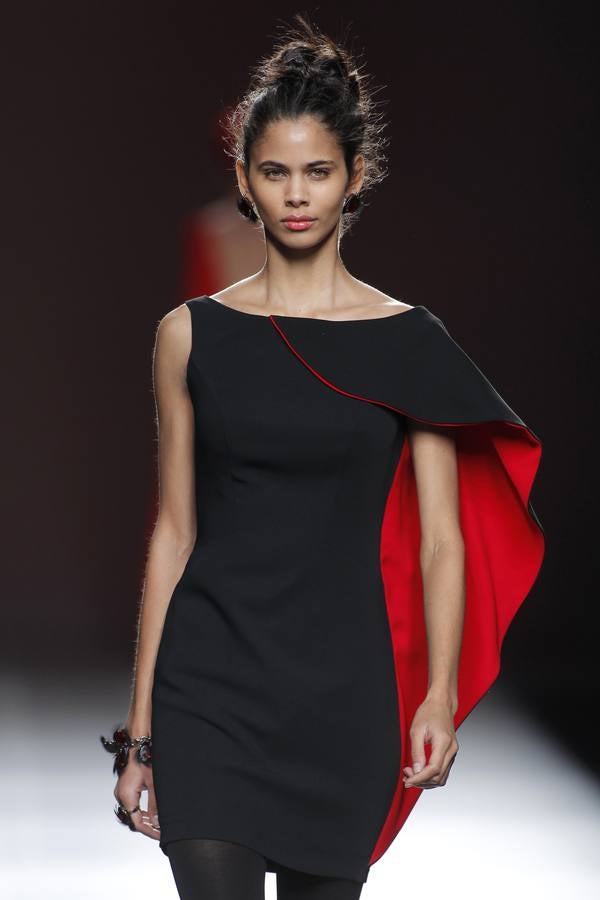 Desfile de la vallisoletana Esther Noriega en la Mercedes-Benz Fashion Week Madrid