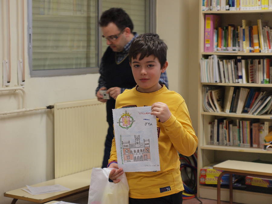 Exposición &#039;Sellos del Mundo&#039; en el CEIP León Felipe