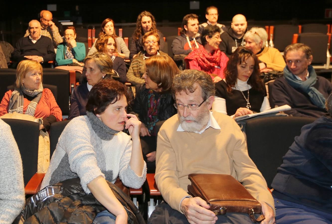 Miguel Velayos presenta su poemario &#039;Lecciones de orfandad&#039; en el Aula de Cultura de El Norte de Castilla