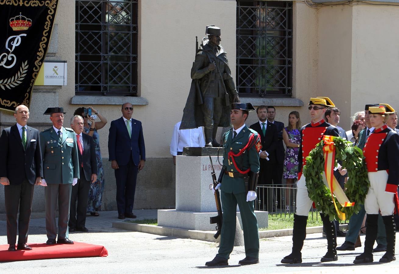 Visita virtual a la exposición &#039;Un año en imágenes 2015&#039; de Segovia (1/2)