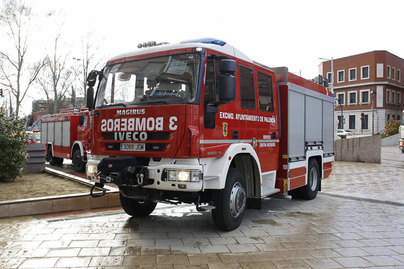 Los Bomberos de Palencia desarrollan un simulacro en el centro de la ciudad