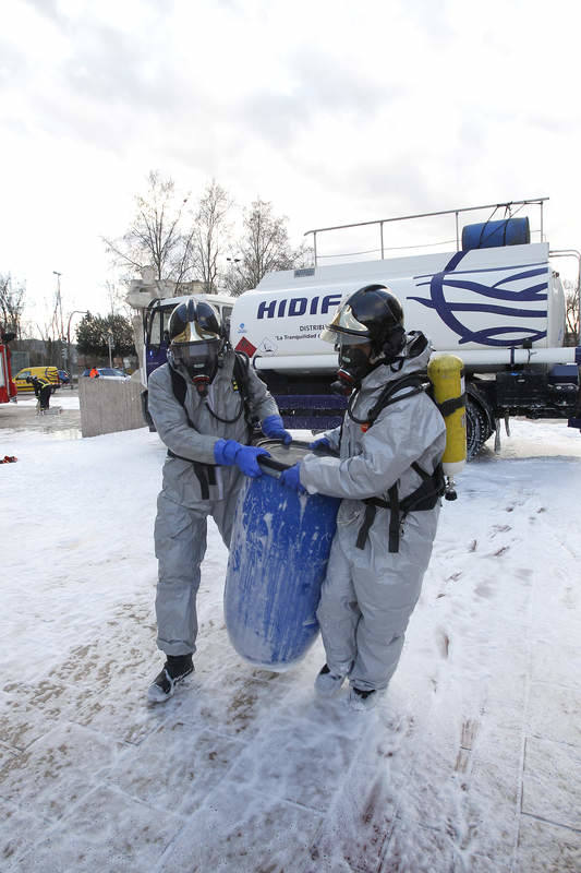 Los Bomberos de Palencia desarrollan un simulacro en el centro de la ciudad