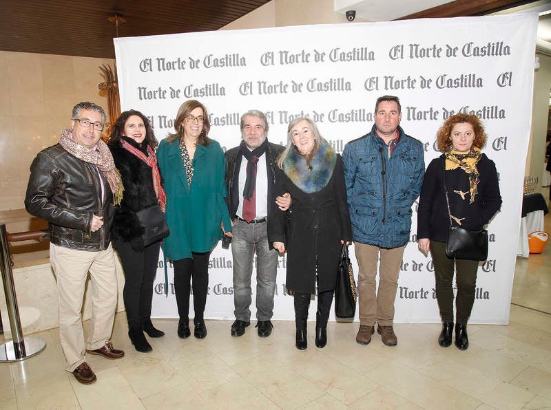 Inauguración de la exposición &#039;Un año en imágenes 2015&#039; de Palencia (1/2)