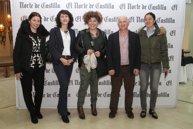 Inauguración de la exposición &#039;Un año en imágenes 2015&#039; de Palencia (2/2)