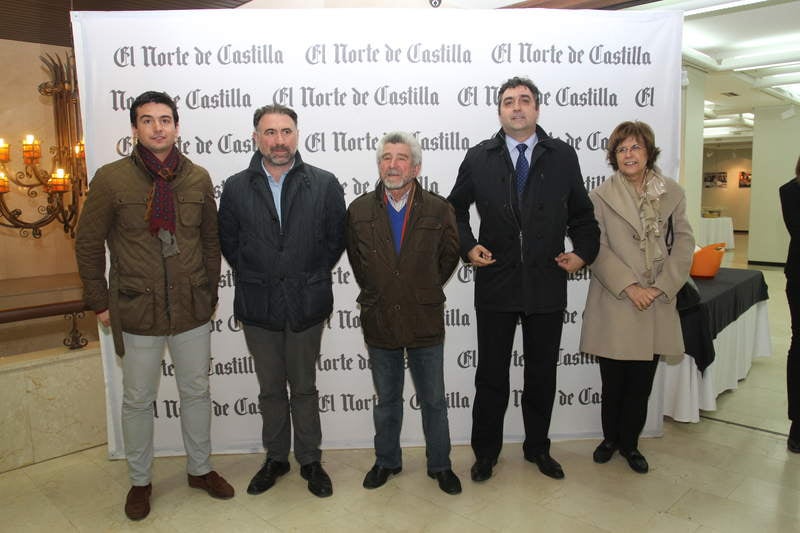 Inauguración de la exposición &#039;Un año en imágenes 2015&#039; de Palencia (2/2)