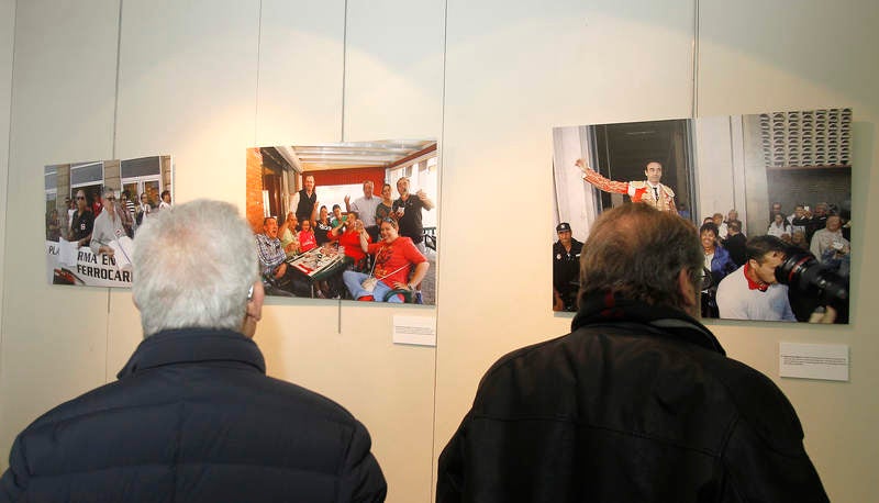 Inauguración de la exposición &#039;Un año en imágenes 2015&#039; de Palencia (2/2)