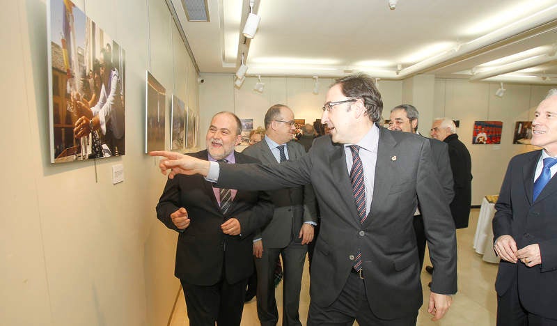 Inauguración de la exposición &#039;Un año en imágenes 2015&#039; de Palencia (2/2)