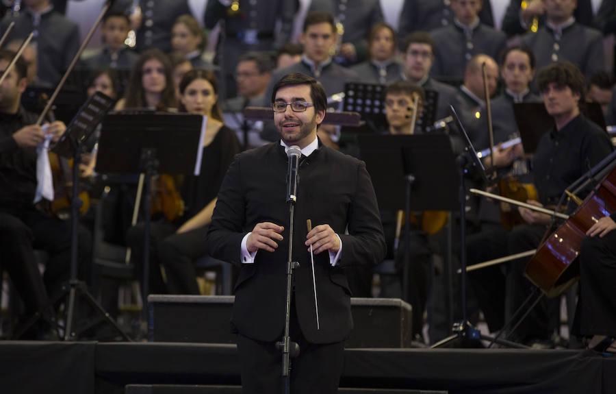Concierto de &#039;Voces de Pasión&#039; en la Cúpula del Milenio