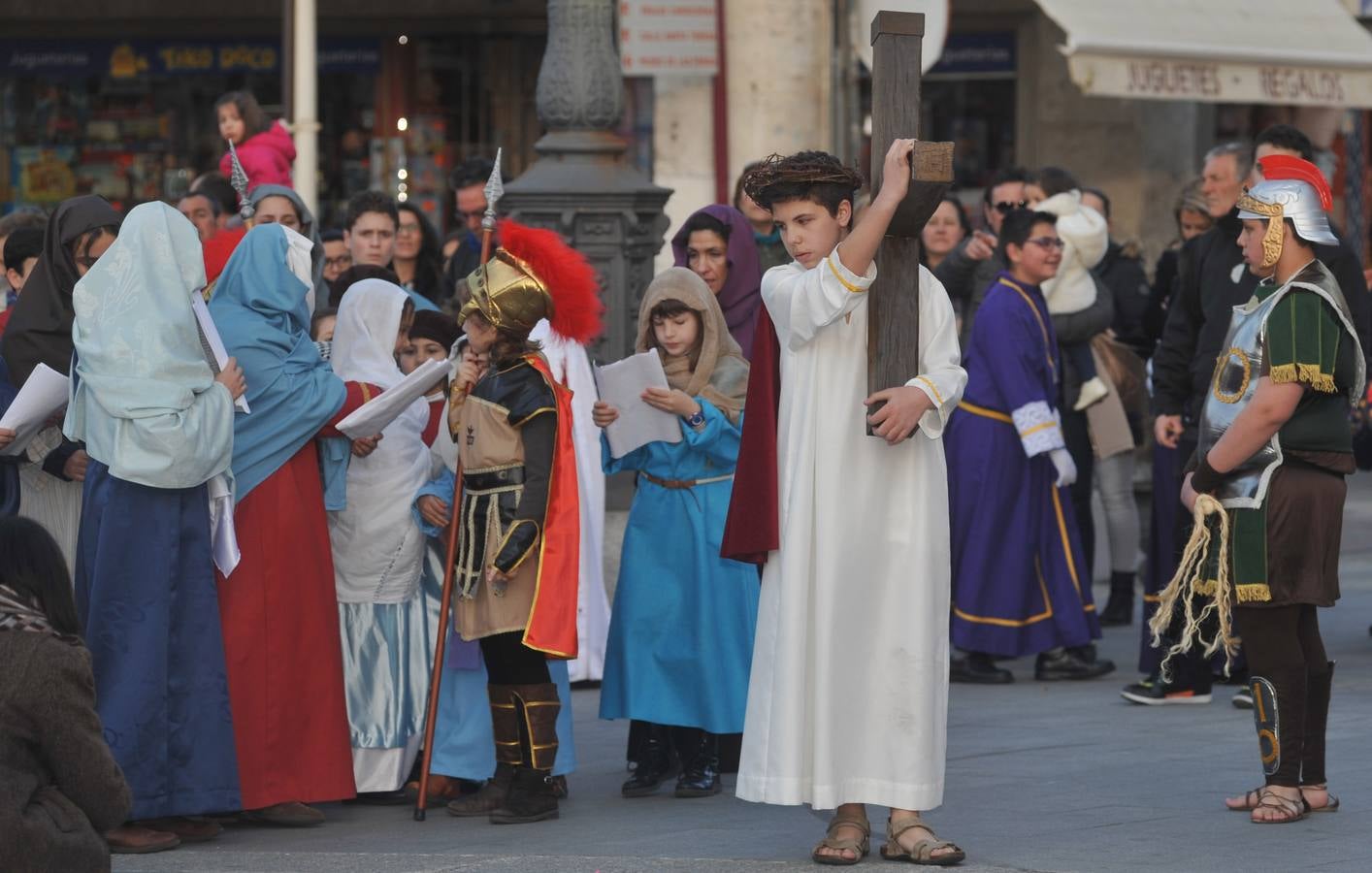 Vía Crucis infantil en Medina del Campo