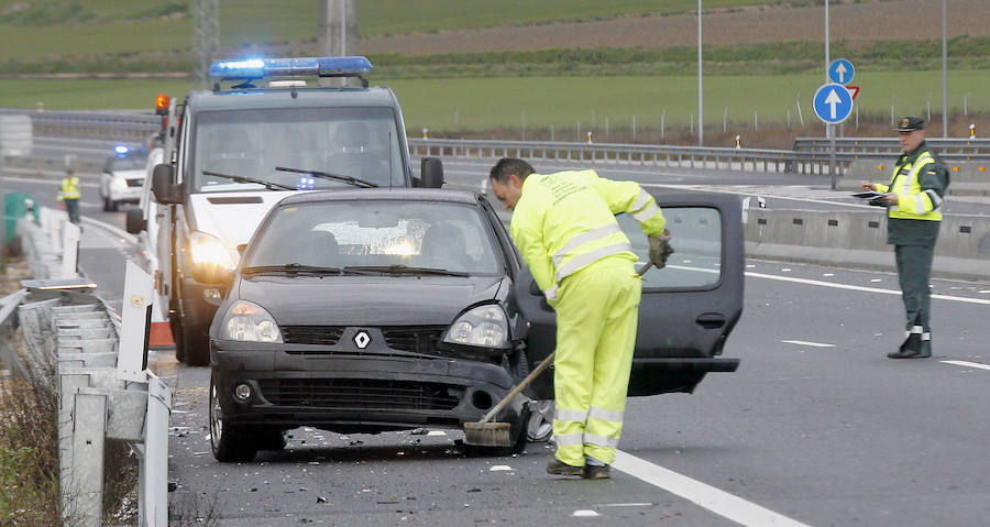 Accidente múltiple en la VA-30
