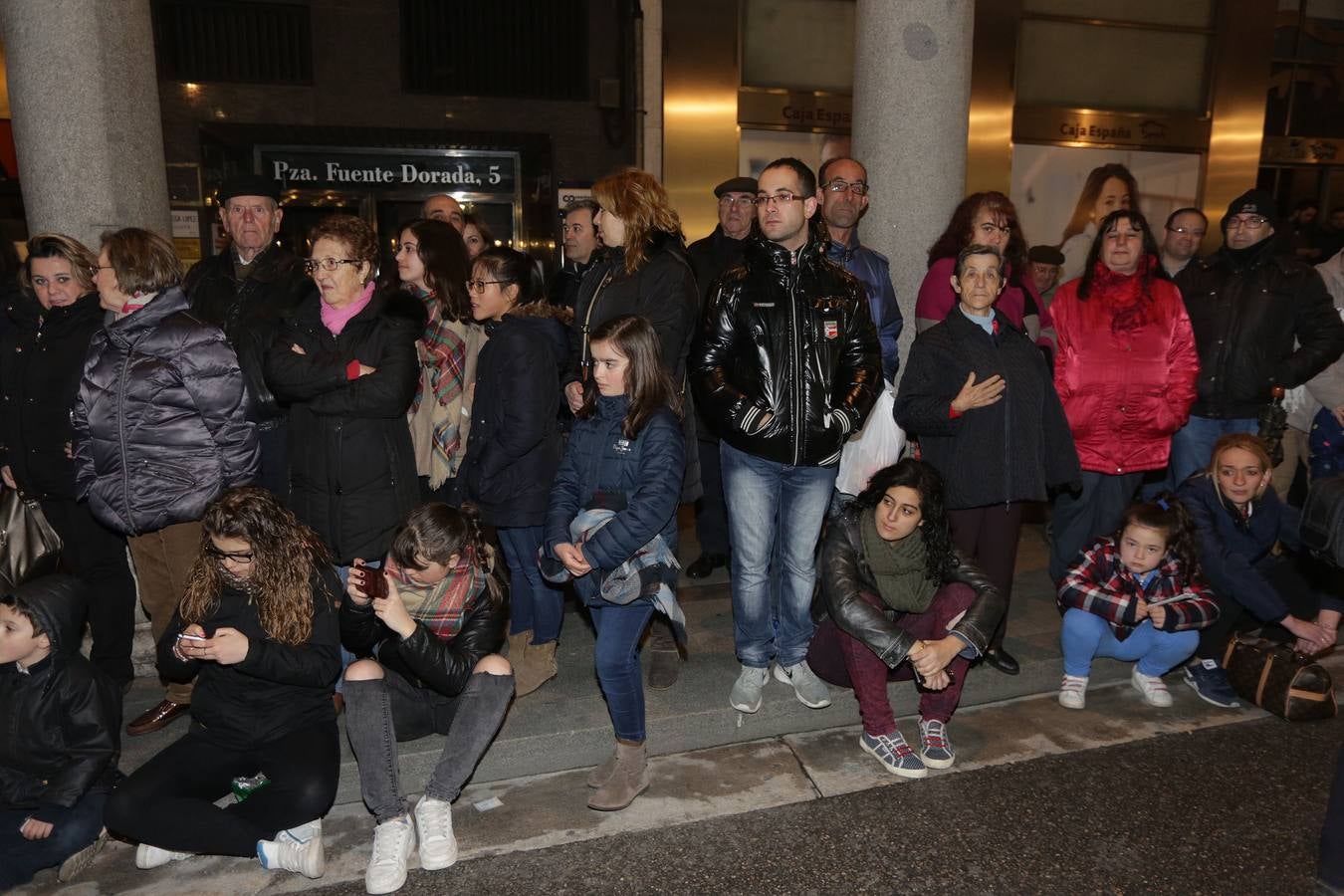 Si estuviste en la Procesión del Rosario del Dolor, búscate en la fotos (1/2)