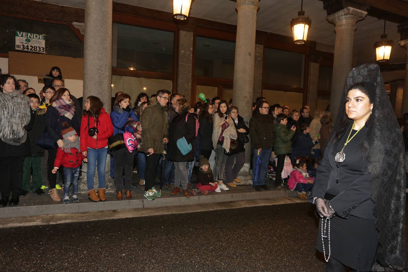 Si estuviste en la Procesión del Rosario del Dolor, búscate en la fotos (1/2)