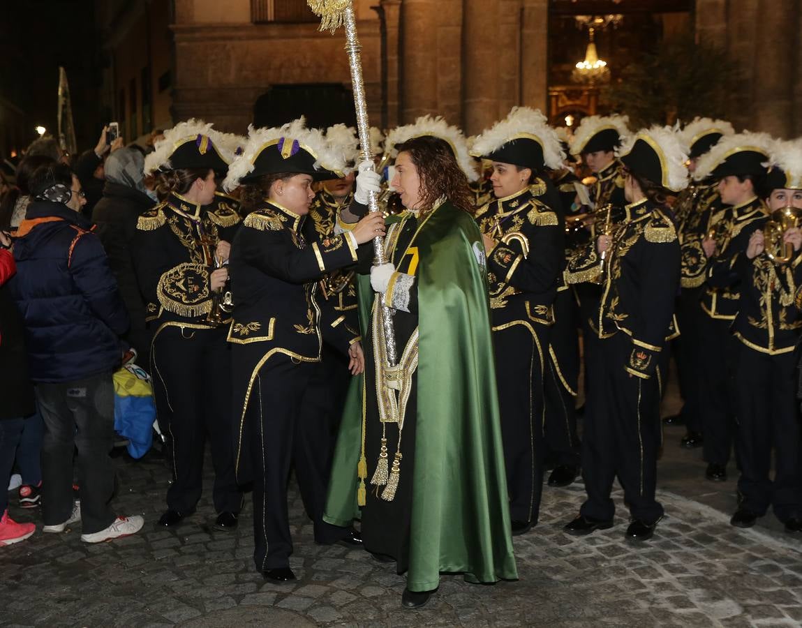 Si estuviste en la Procesión del Rosario del Dolor, búscate en la fotos (2/2)