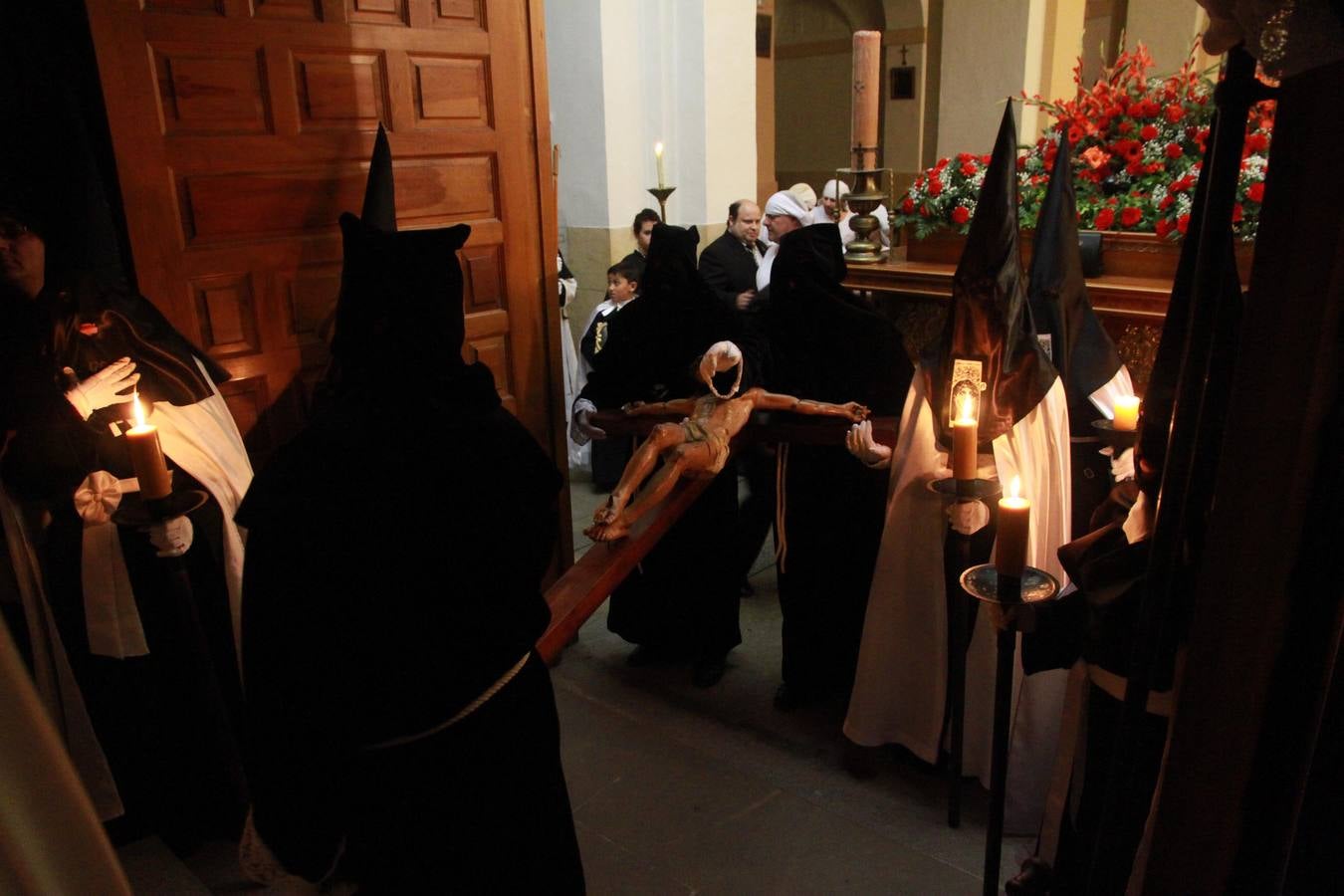 Procesión y Oración de los Cinco Misterios en Segovia (1/2)