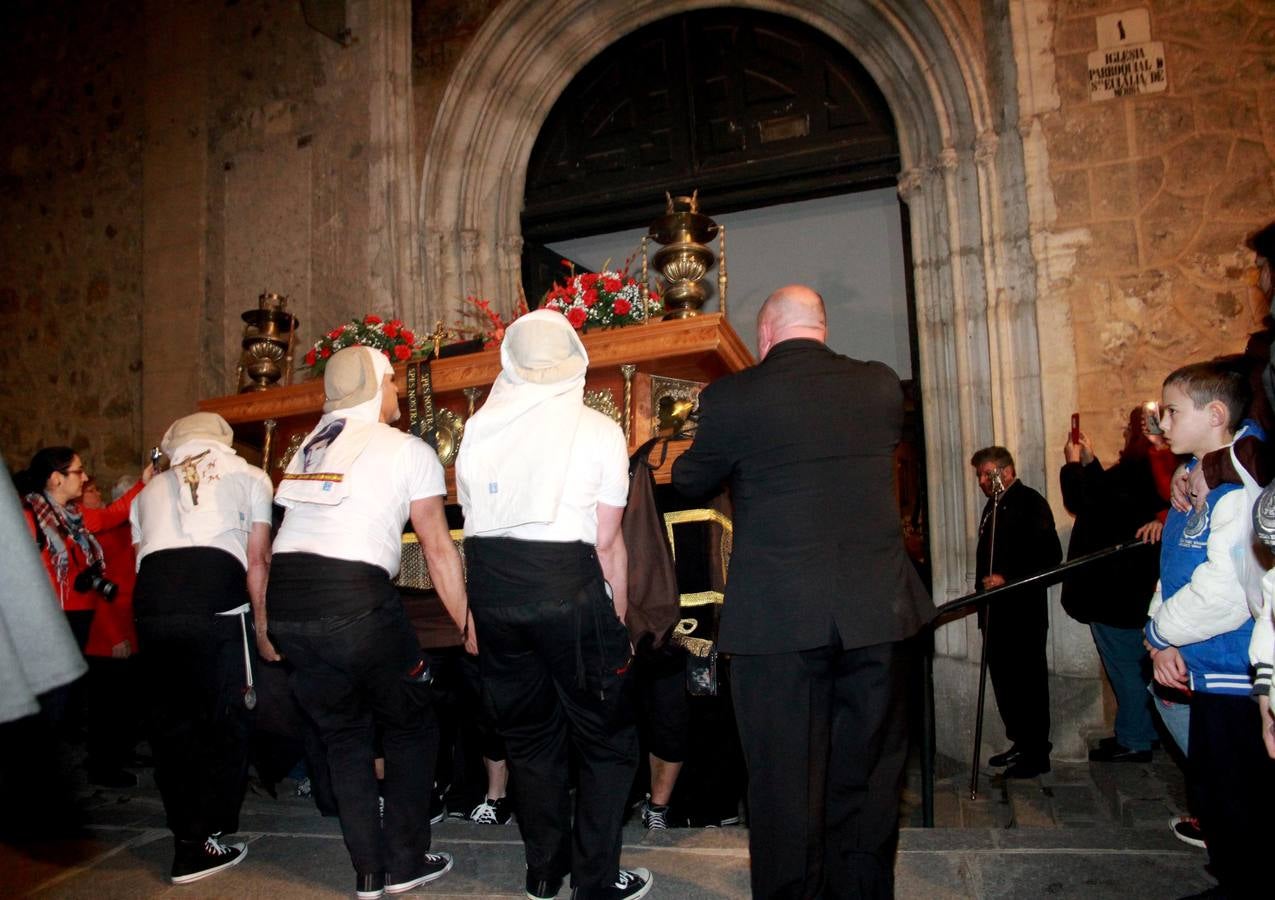Procesión y Oración de los Cinco Misterios en Segovia (2/2)