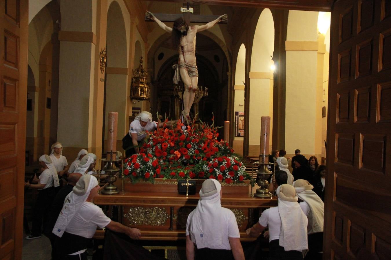 Procesión y Oración de los Cinco Misterios en Segovia (2/2)