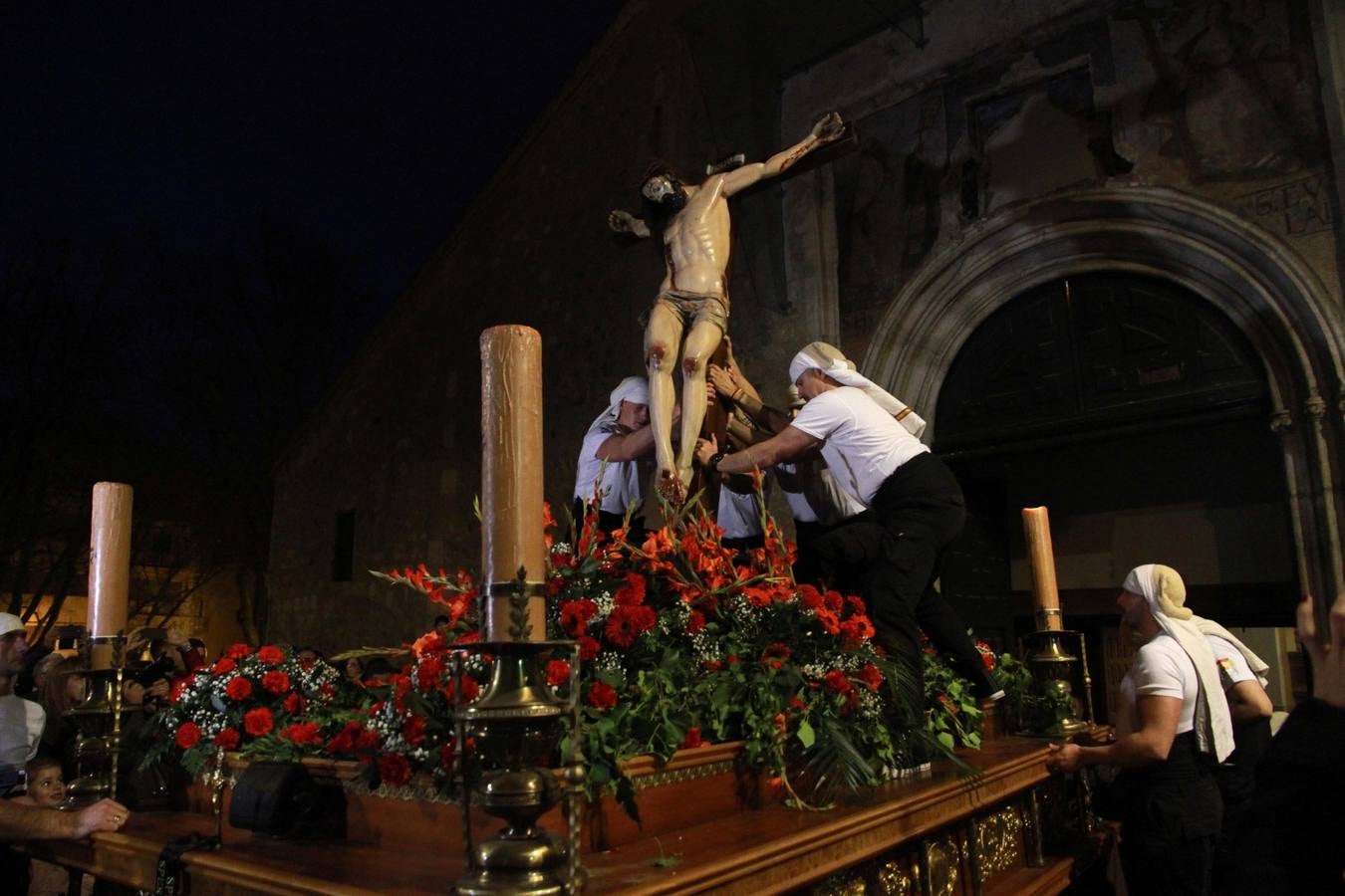 Procesión y Oración de los Cinco Misterios en Segovia (2/2)