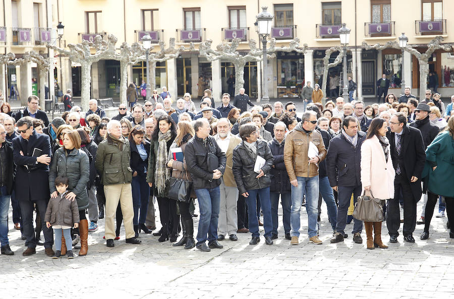 Minuto de silencio en Palencia por los atentados de Bruselas