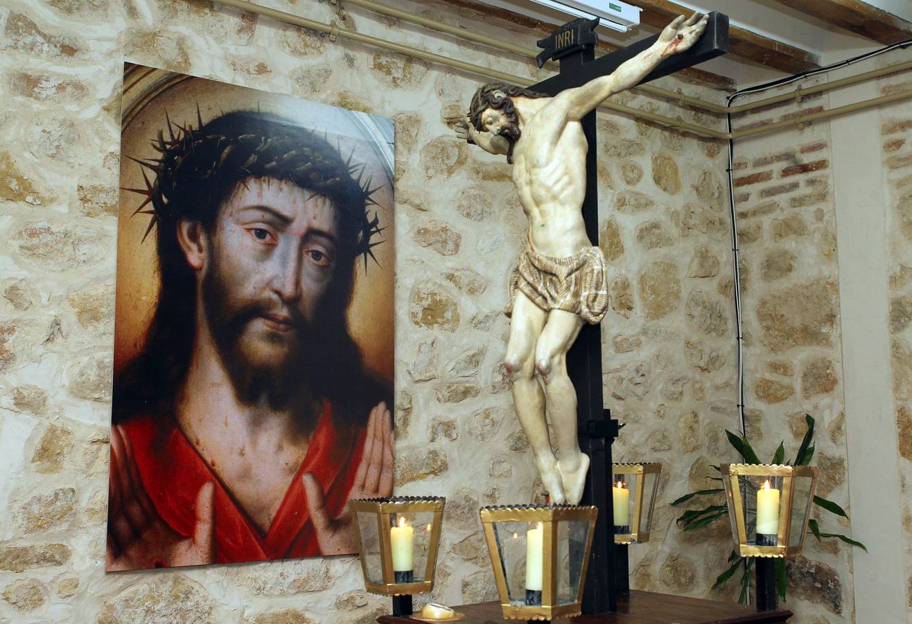 Santo Vía Crucis y procesión del Santo Cristo de la Paciencia en Segovia