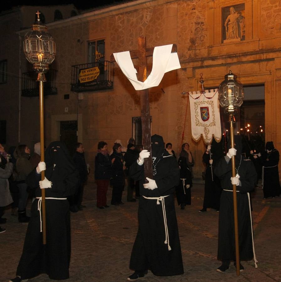 Santo Vía Crucis y procesión del Santo Cristo de la Paciencia en Segovia