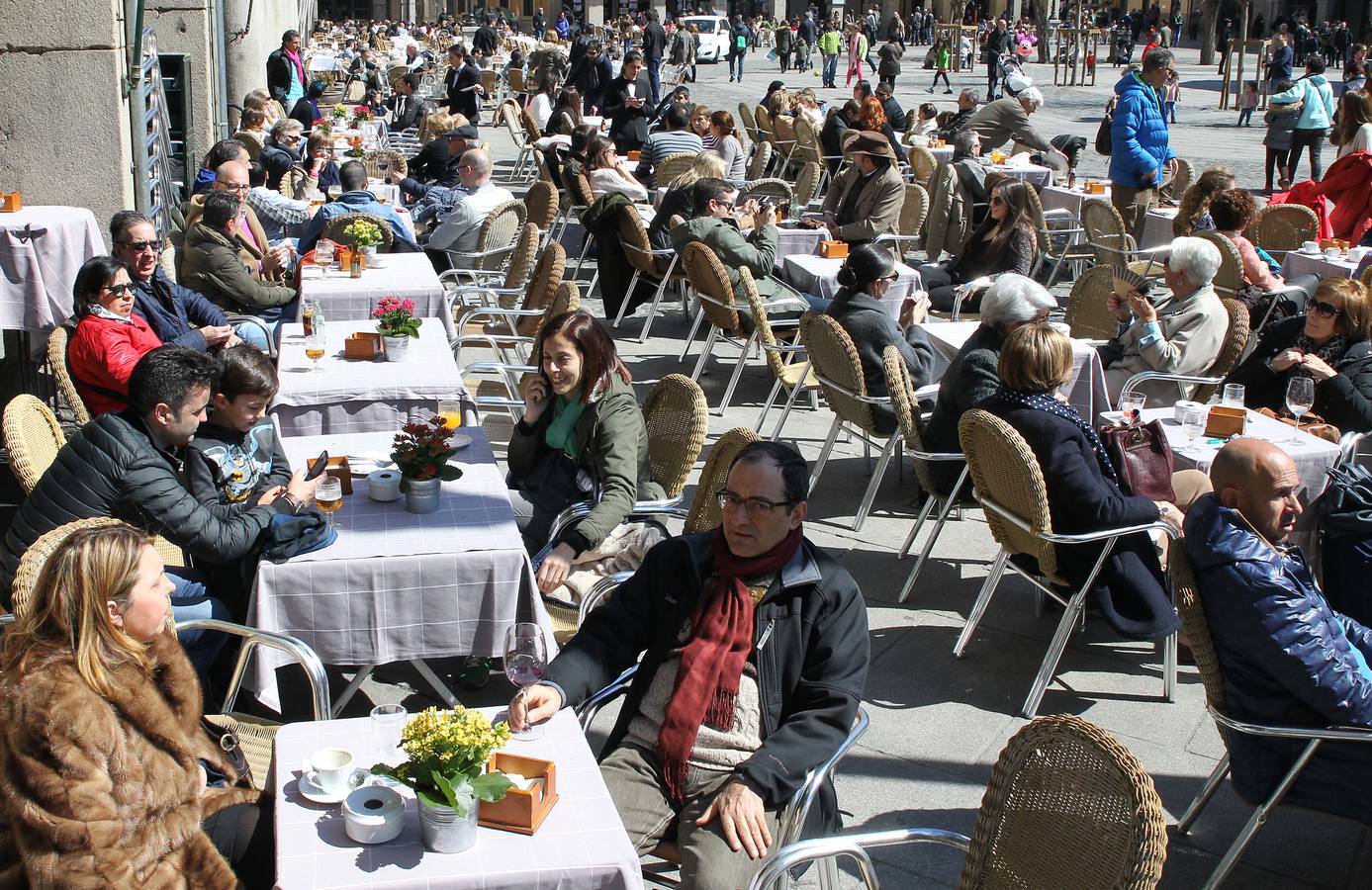 Segovia se llena de turistas