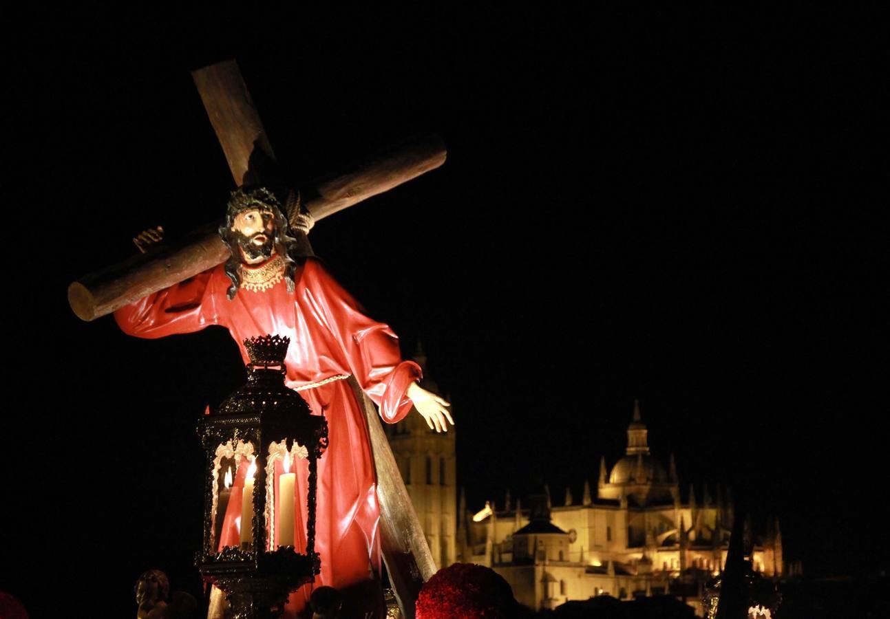 Procesión del Santo Cristo de la Cruz en Segovia