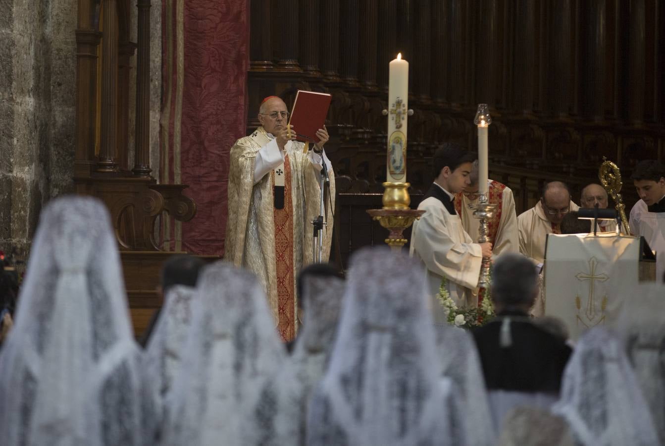 Encuentro de Jesús Resucitado con la Virgen de la Alegría en Valladolid