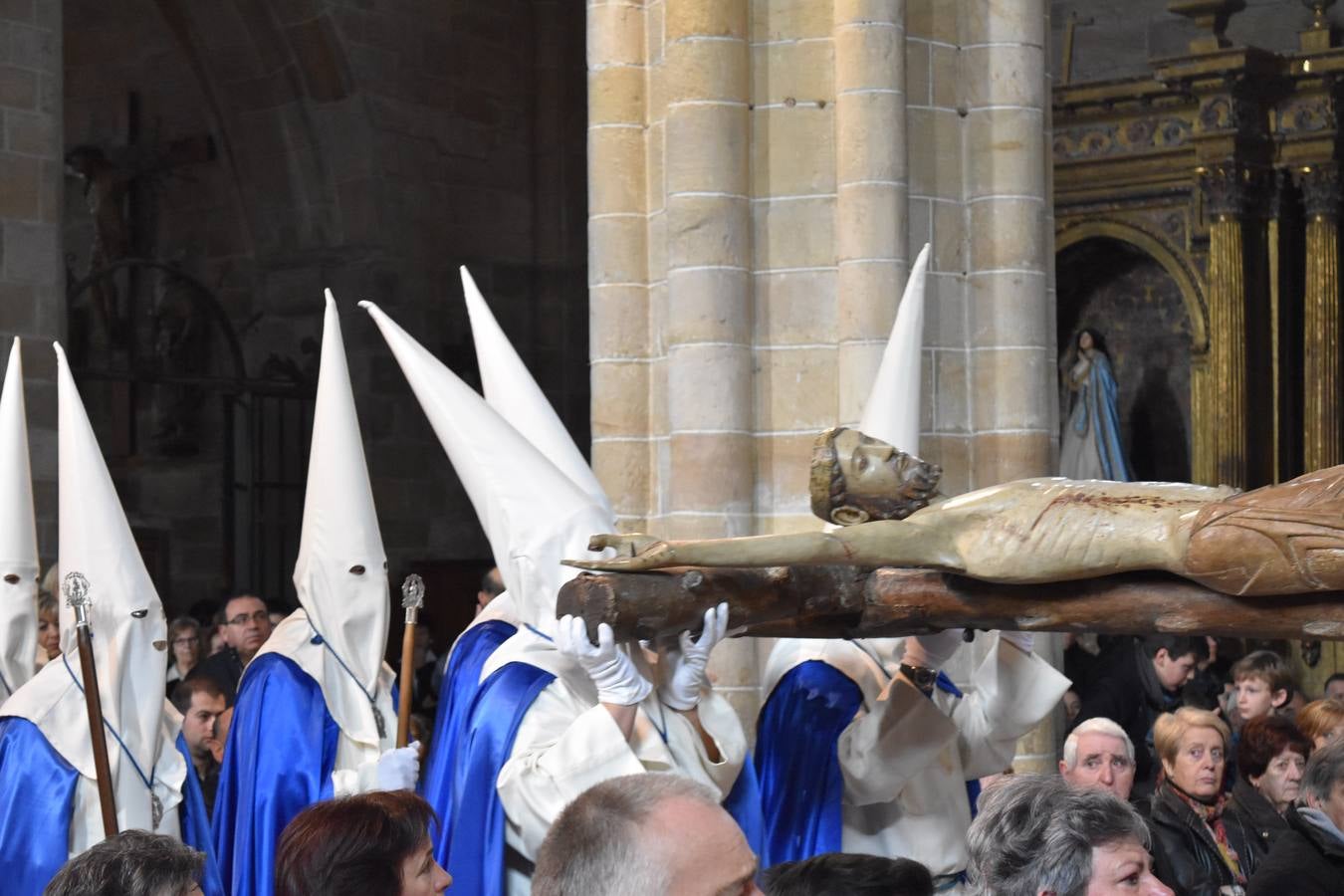 Aguilar de Campoo representa la muerte de Jesús a través de La Arbolada