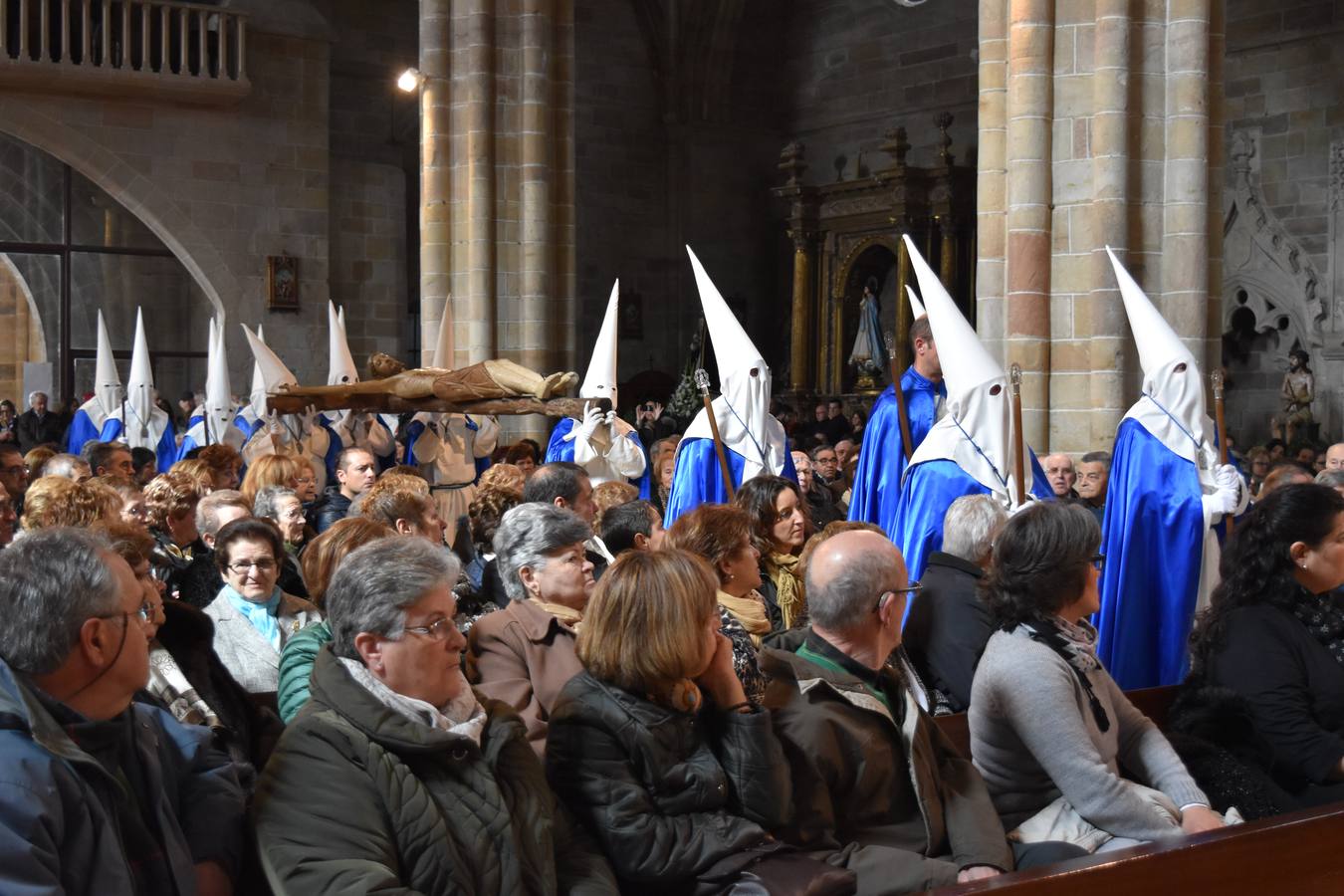 Aguilar de Campoo representa la muerte de Jesús a través de La Arbolada