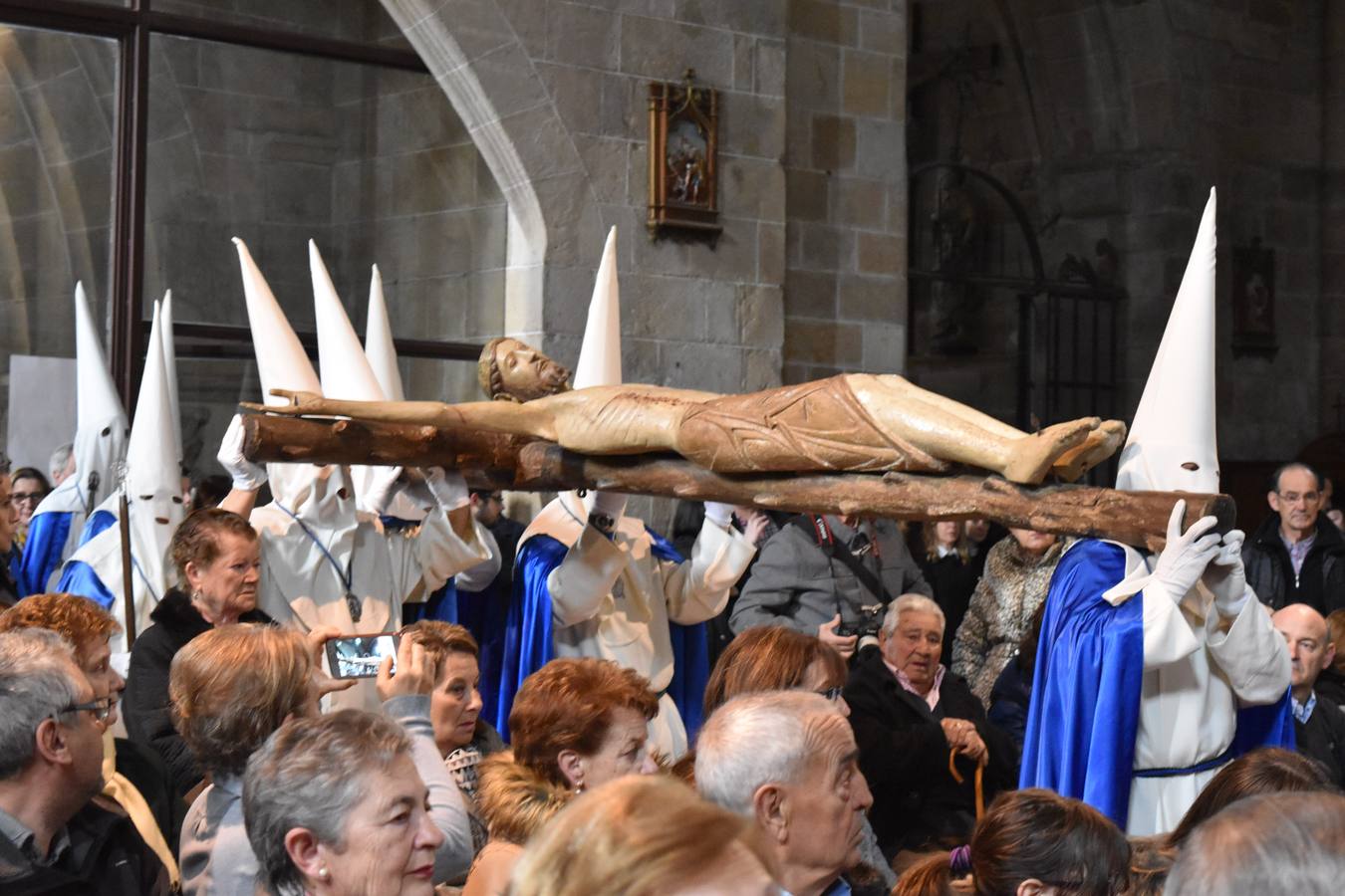 Aguilar de Campoo representa la muerte de Jesús a través de La Arbolada