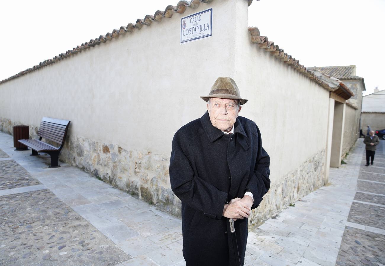 José Jiménez Lozano inaugura el ciclo de ponencias &#039;Cervantes en la Villa del Libro de Urueña. Cronistas de esta verdadera historia&#039;