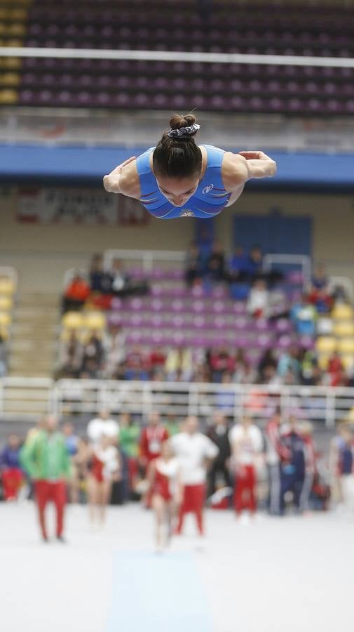 El Campeonato Europeo de Trampolín reúne en el Pisuerga a más de 700 gimnastas