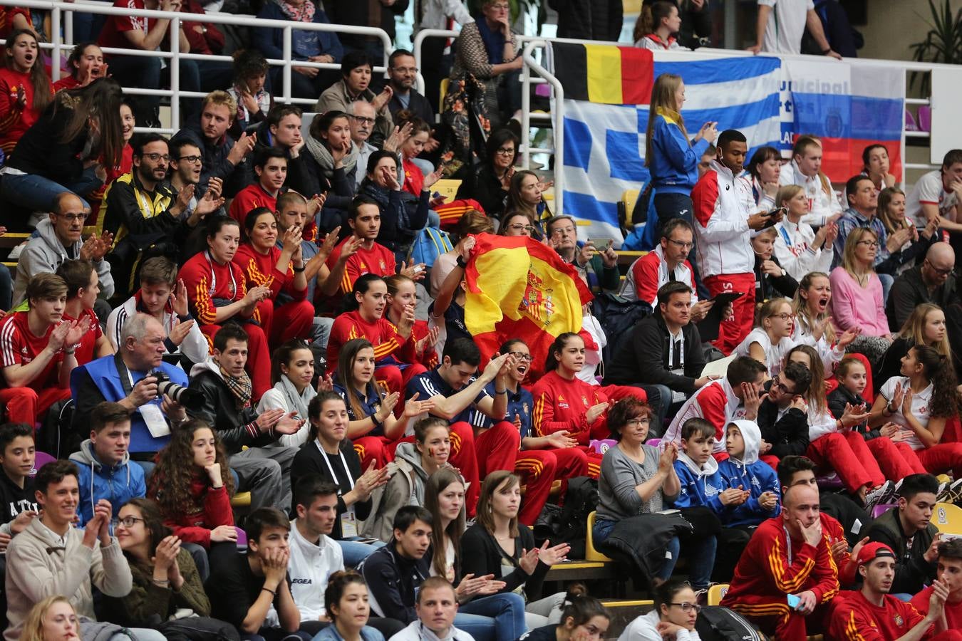 El Campeonato Europeo de Trampolín reúne en el Pisuerga a más de 700 gimnastas