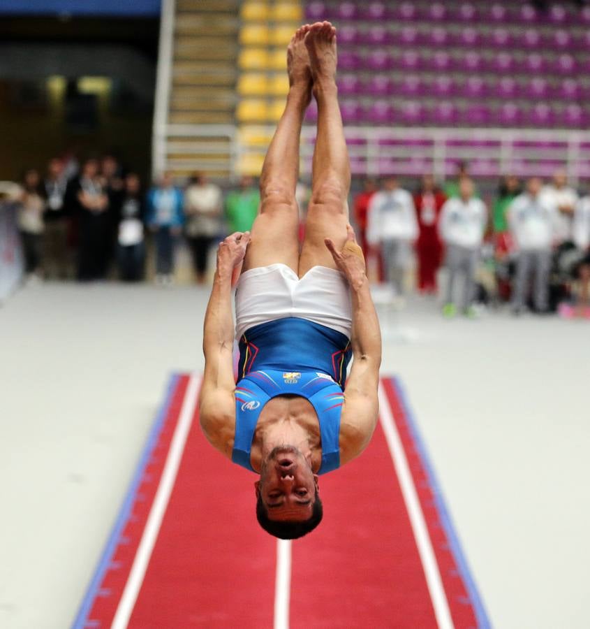 El Campeonato Europeo de Trampolín reúne en el Pisuerga a más de 700 gimnastas