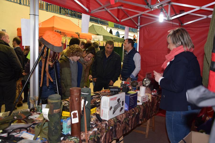 Feria de caza y pesca de Velilla de Río Carrión