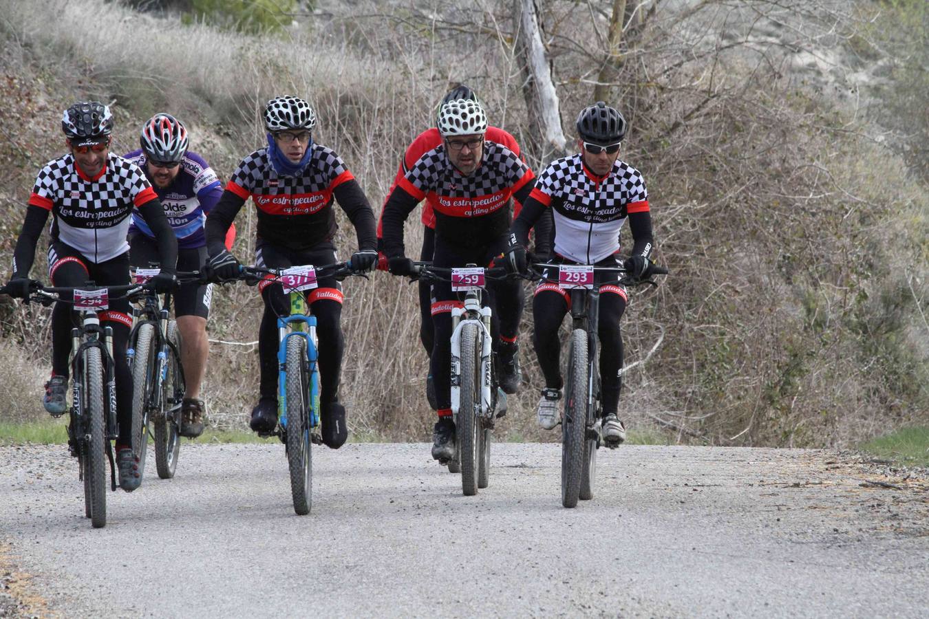 Primera etapa de la BTT Series de Valladolid celebrada en Campaspero (1/2)