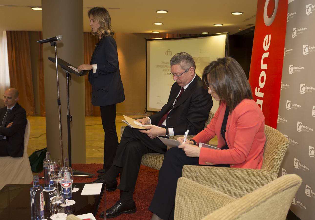 Los exministros Alberto Ruiz Gallardón y Cristina Garmendia participan en el foro empresarial &#039;Diálogos para el desarrollo&#039;