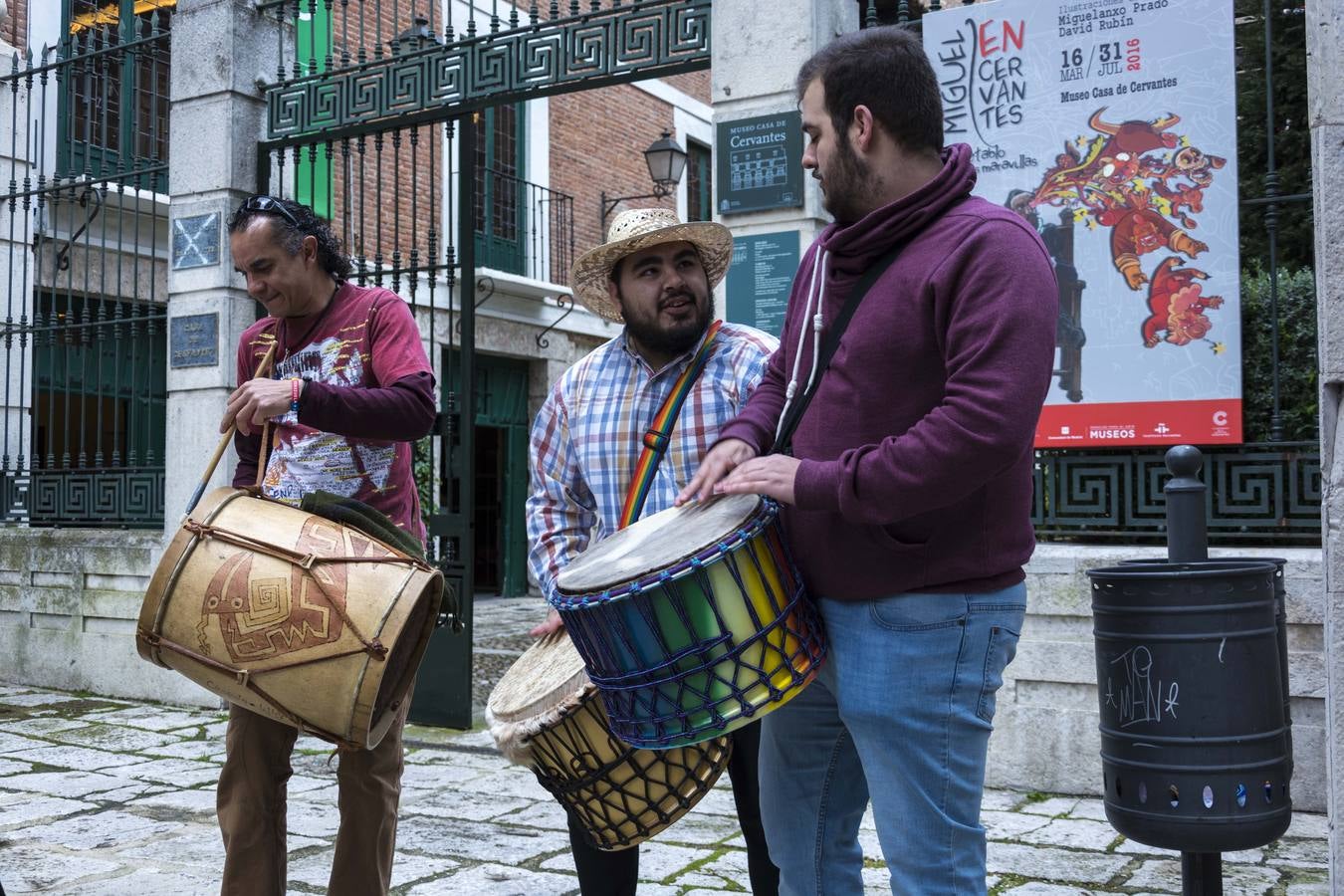 Estudiantes de los institutos Ferrari y Diego de Praves organizan una ruta teatralizada en torno a Cervantes