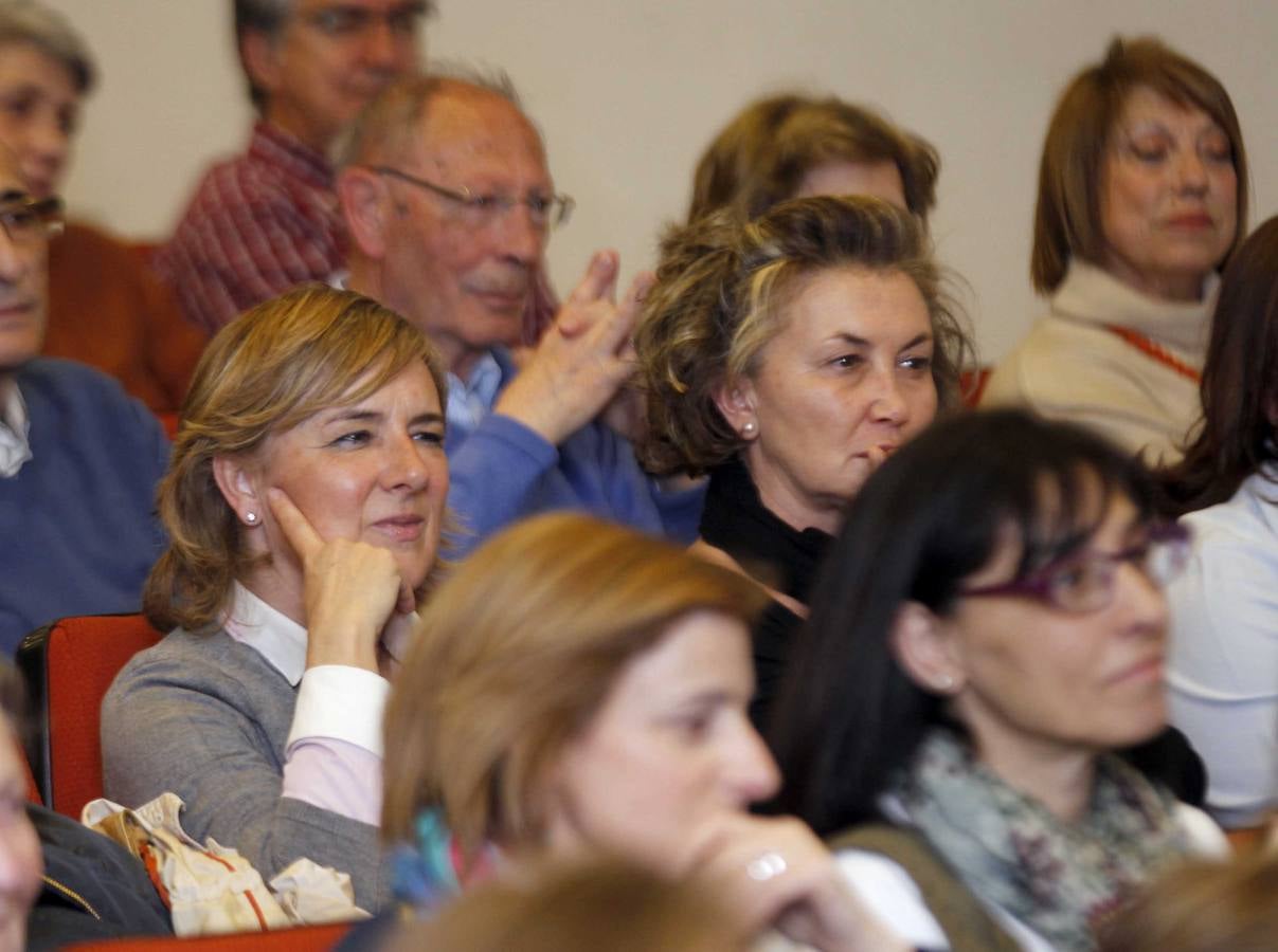 Julia Navarro, en el Aula de Cultura de El Norte de Castilla