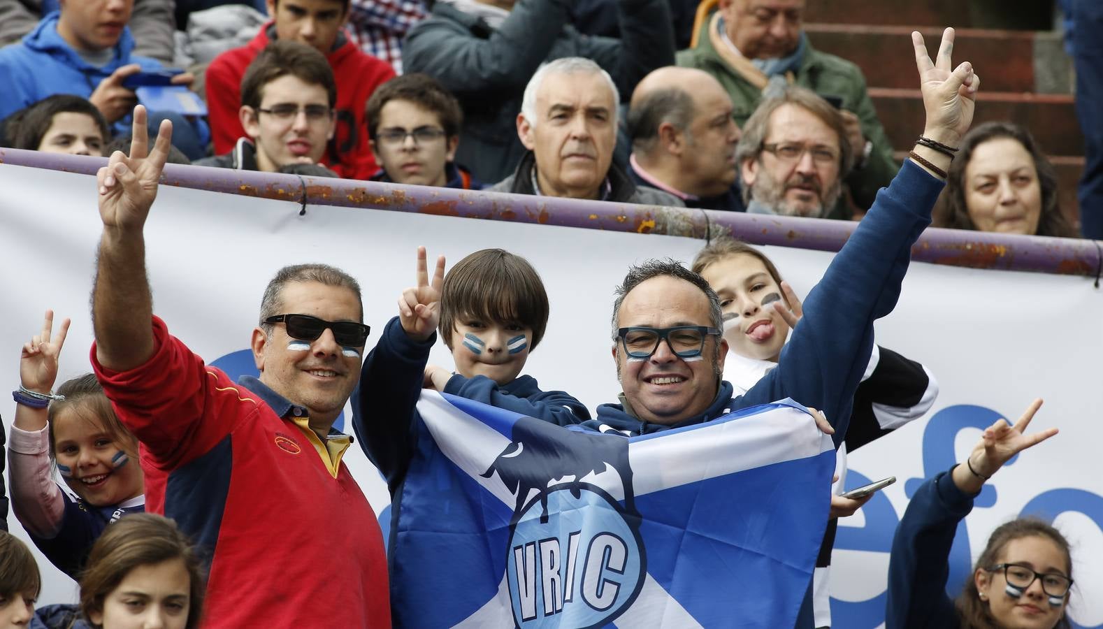 La afición vallisoletana disfruta en la final de la Copa del Rey de rugby