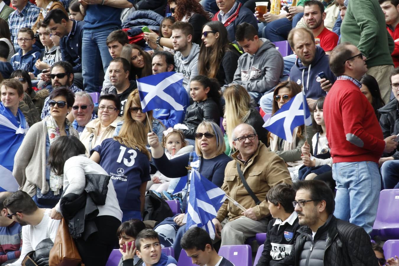 La afición vallisoletana disfruta en la final de la Copa del Rey de rugby