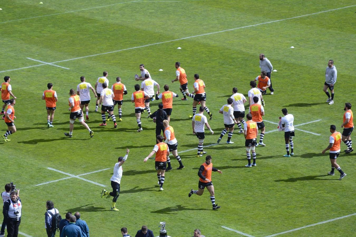 Fotos de las horas previas a la final de la Copa del Rey de rugby en Valladolid (2/3)