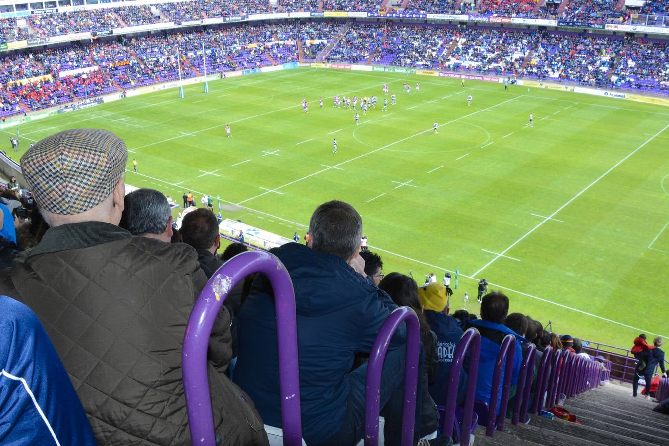 Fotos de las horas previas a la final de la Copa del Rey de rugby en Valladolid (2/3)