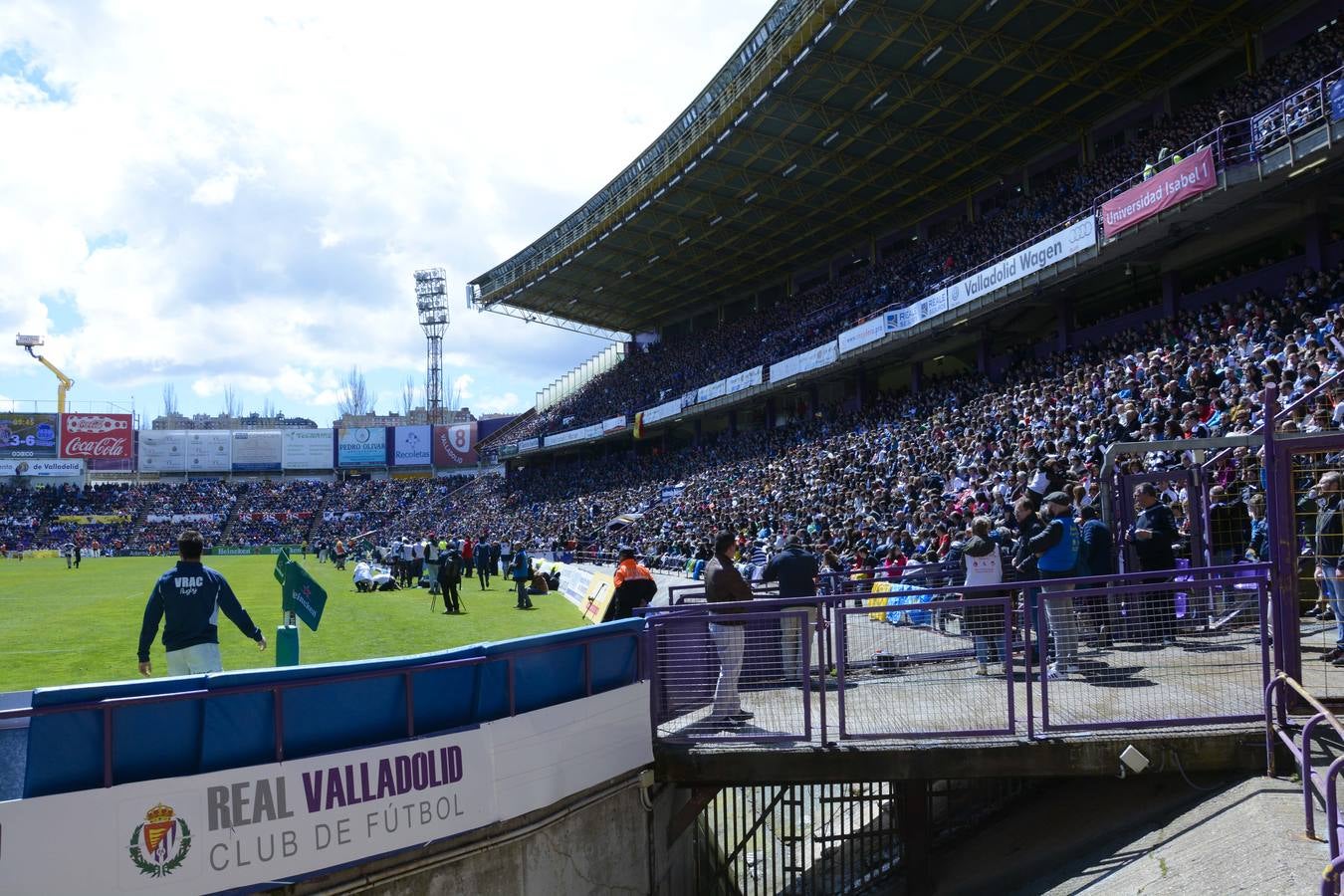 Fotos de las horas previas a la final de la Copa del Rey de rugby en Valladolid (3/3)