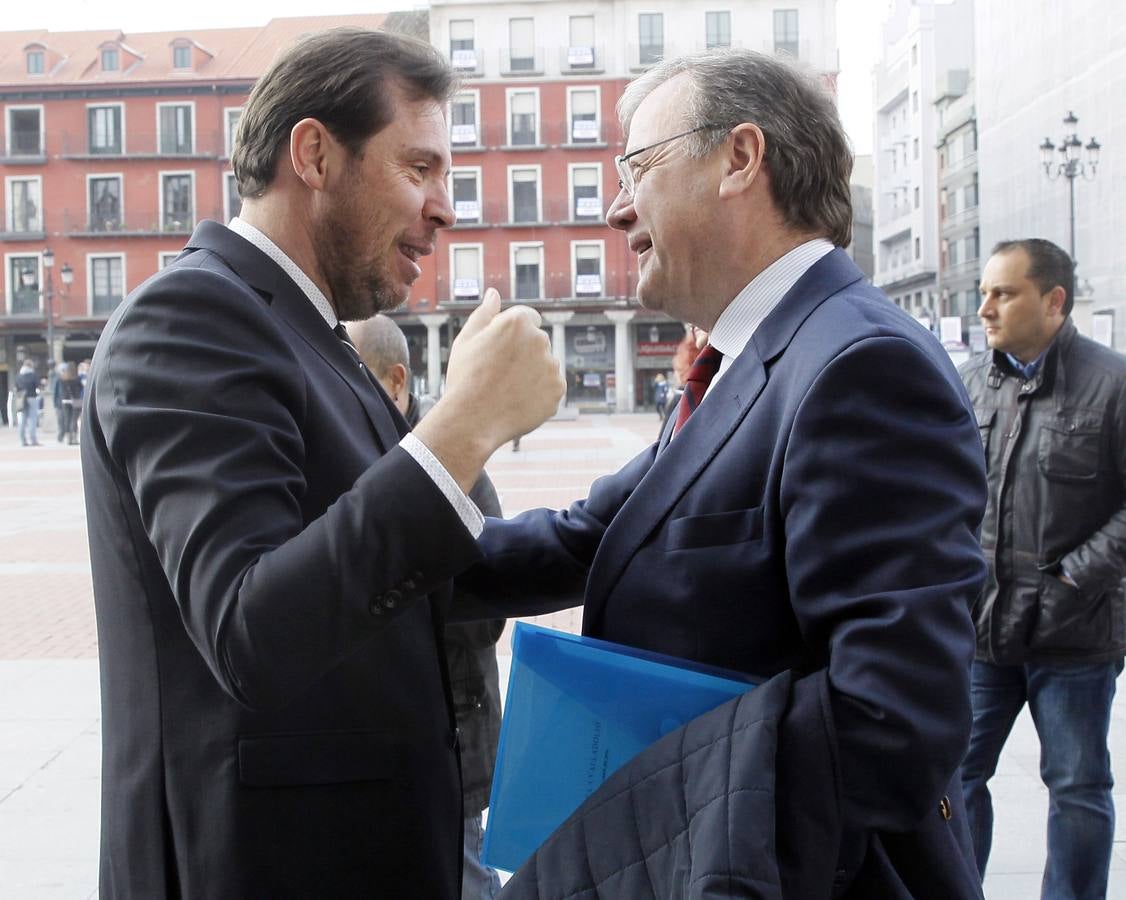 El alcalde de León, Antonio Silván, visita Valladolid
